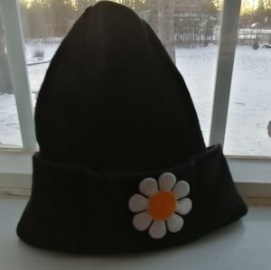 SOLD-Black Daisy Beanie